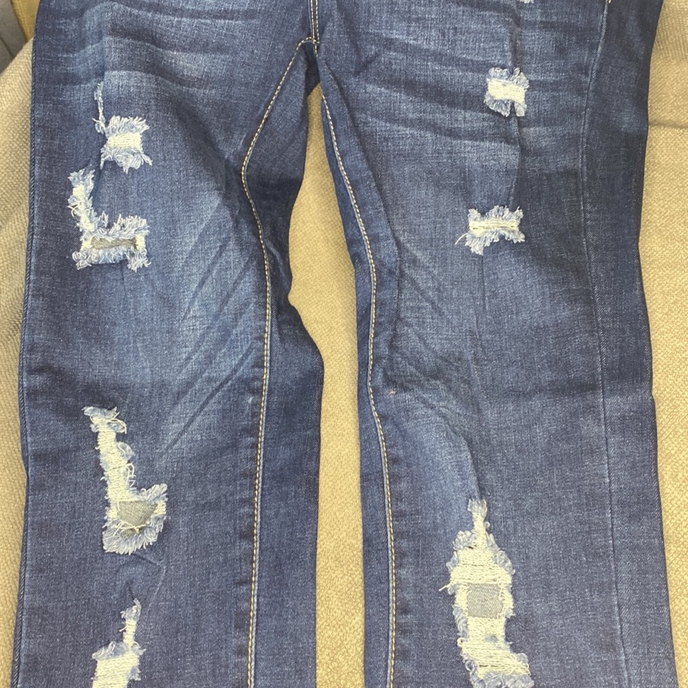 Jeans - Picture 2 of 3